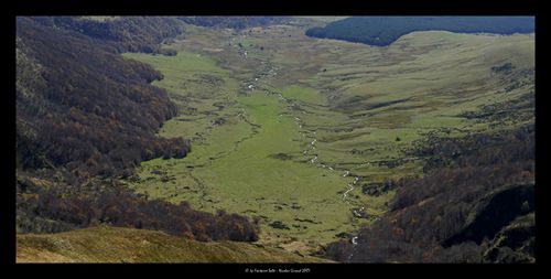 815-c2a9-fontaine-salee-nicolas-giraud-eauvergnat