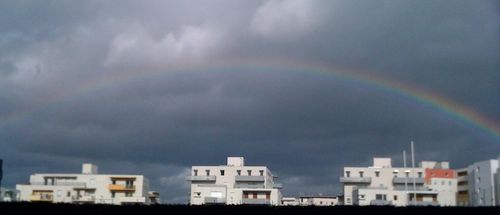 Photos d'arc en ciel au dessus du Parc des Sports Marcel Michelin