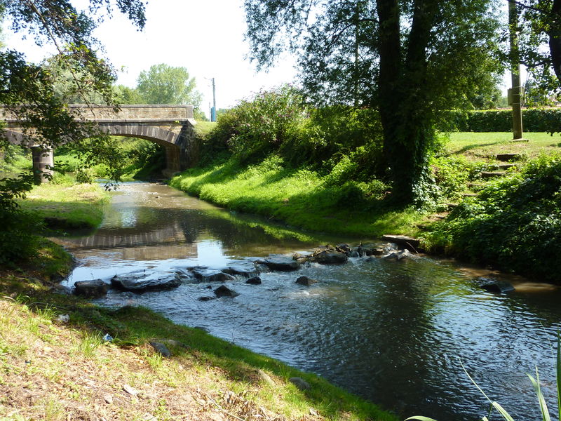 L'Ailloux petit ruisseaux du Livradois