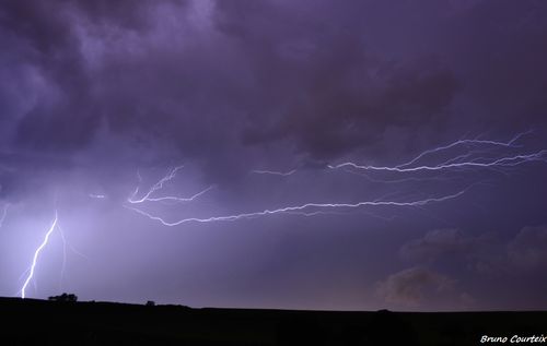 Photos de l'orage de la nuit du 23 au 24 août par Bruno Courteix