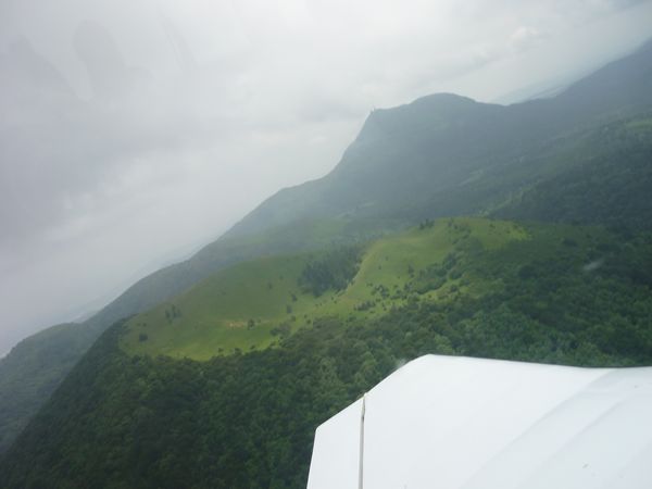 Volcans d'auvergne vus du ciel Puy de Dôme de come Pariou 600 (2)