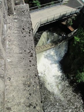 Vallée des usines creux de l'enfer durolle (17) 290