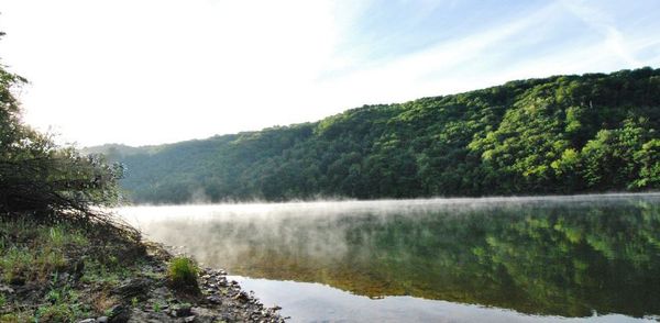 Le lac d'Enchanet