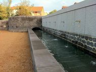 Fontaine Tiretaine porte de l'eau (15) 190