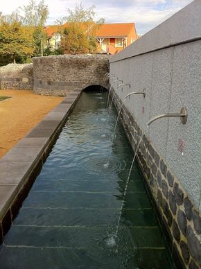 Fontaine Tiretaine porte de l'eau (9) 290