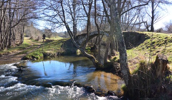 Le pont "dit" romain du Glavin sur la Sioule