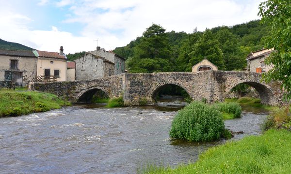 pont médiéval de Saurier