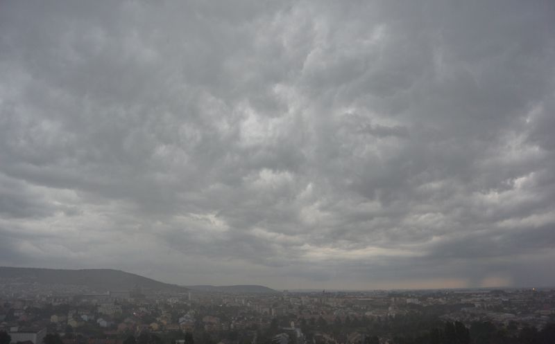 Orage-au-dessus-de-Clermont-8-septembre-2014.jpg