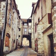 vieille ville de Montluço maisons à colombage (2)
