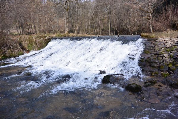 La chute d'eau du moulin de Graveyroux