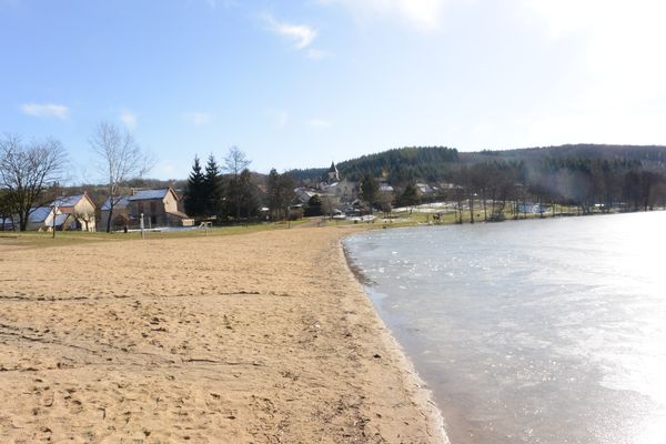 Le plan d'eau de Saint Eloy les Mines